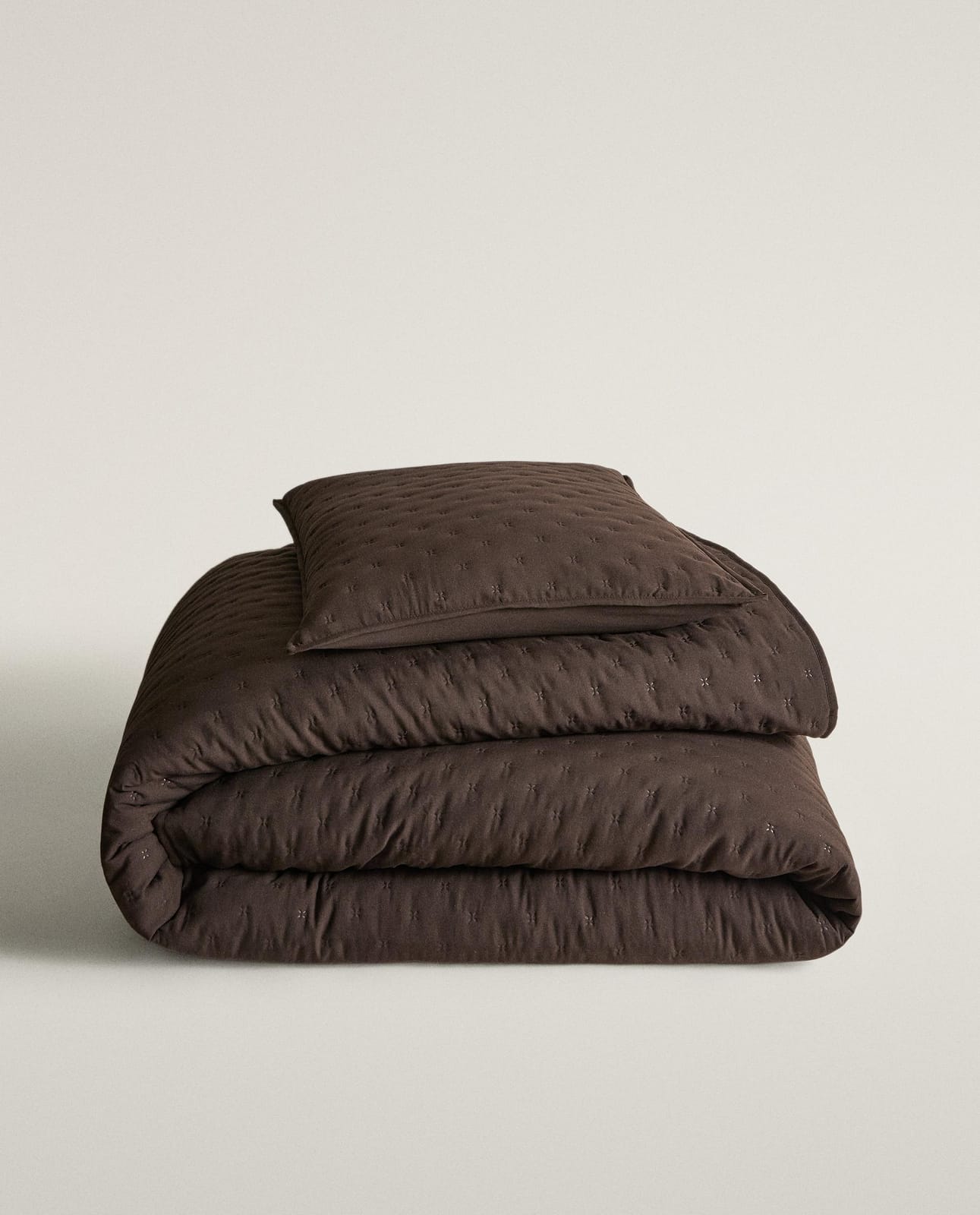 Покрывало ZARA HOME Накидка в горошек с рельефом 5121/005/716-63, коричневый, 270x280 см
