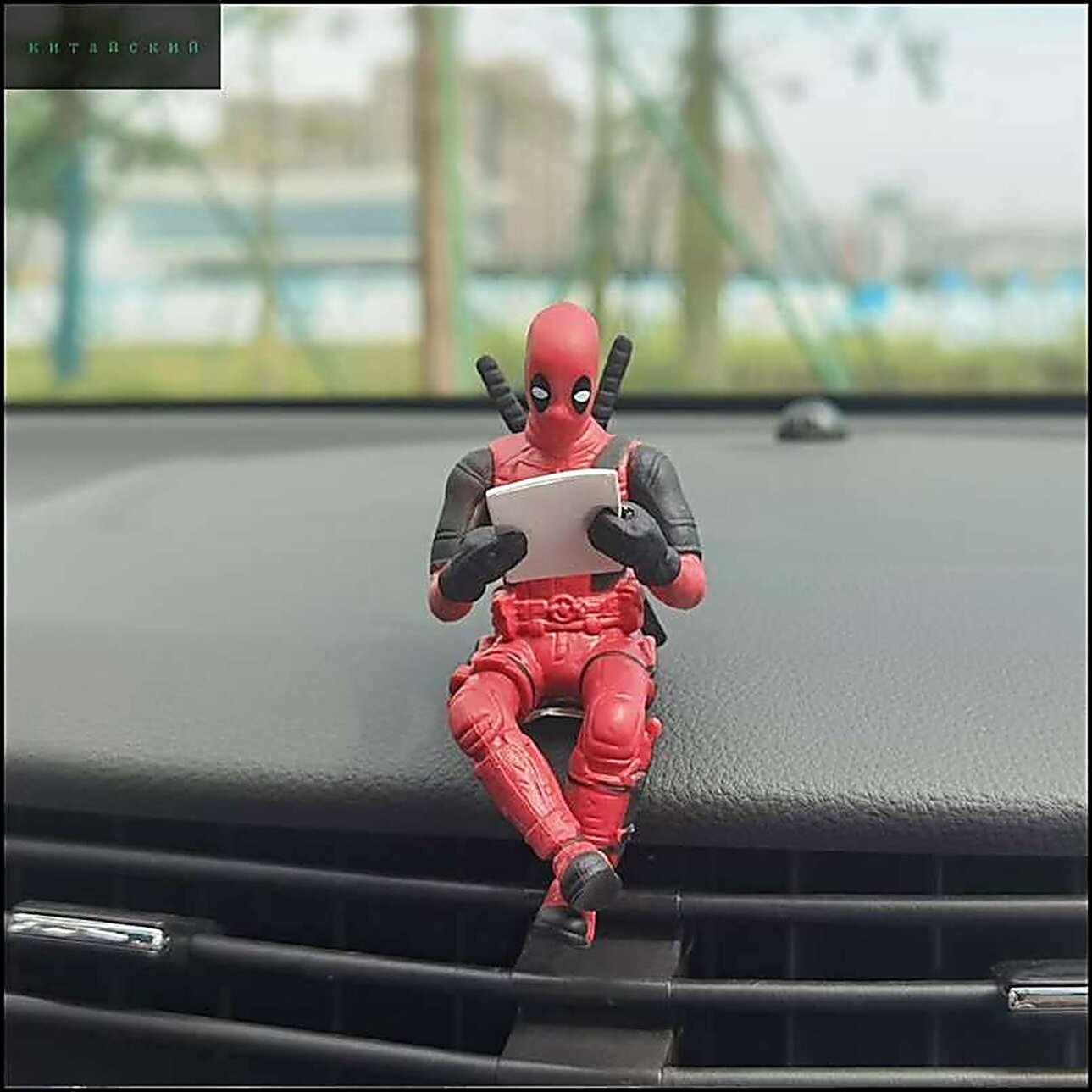 Рисунок на автоматической панели "Deadpool&прочитайте, Статуэтки и фигурки
