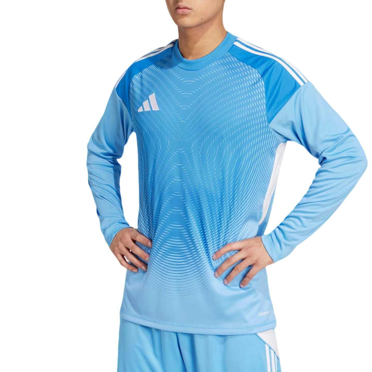 Форма спортивная adidas