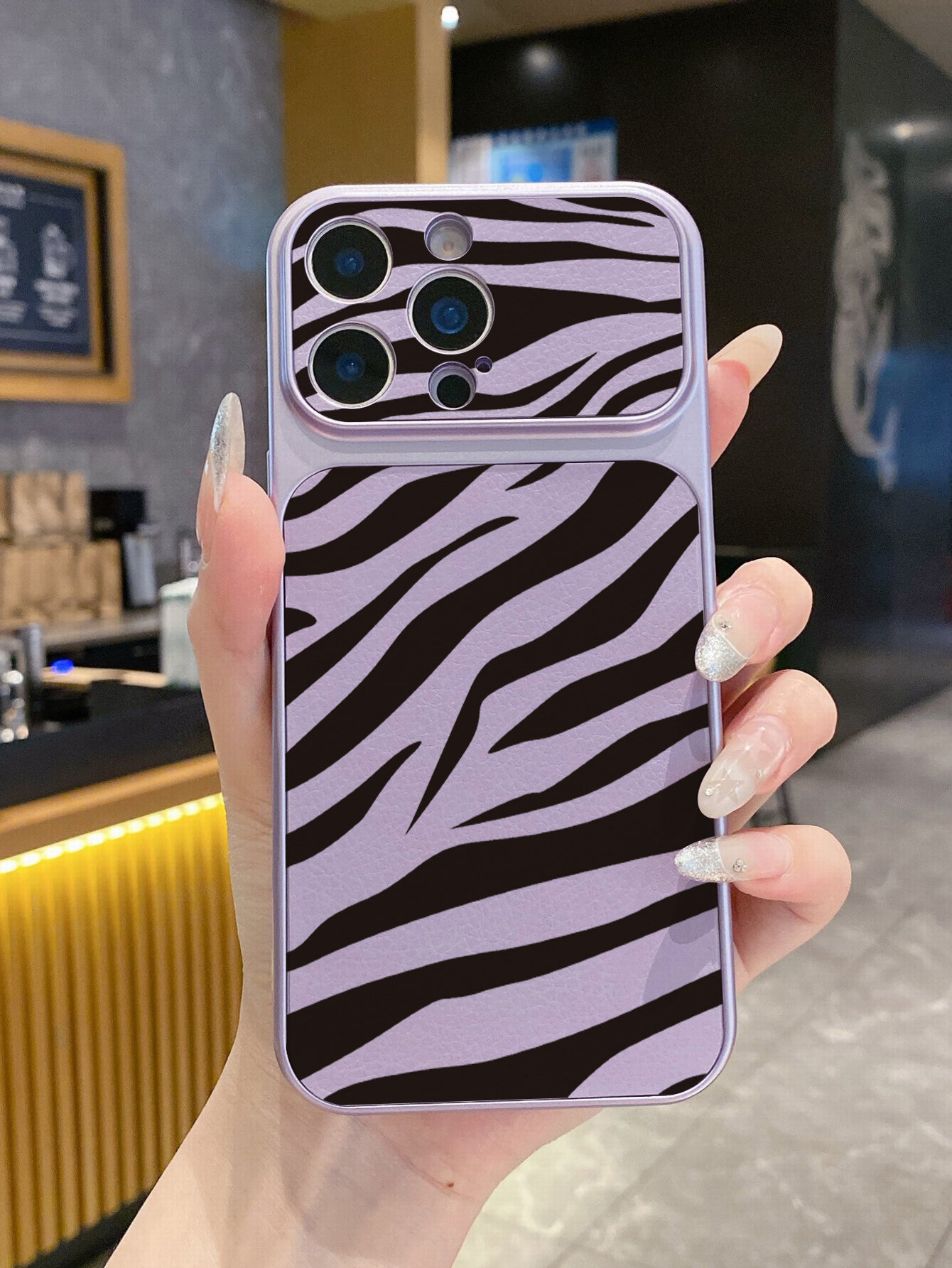 Чехол для iPhone 15 Pro(айфон 15 Про) из двух частей из искусственной кожи, в полоску Zibra и градиентного цвета, мягкая обложка