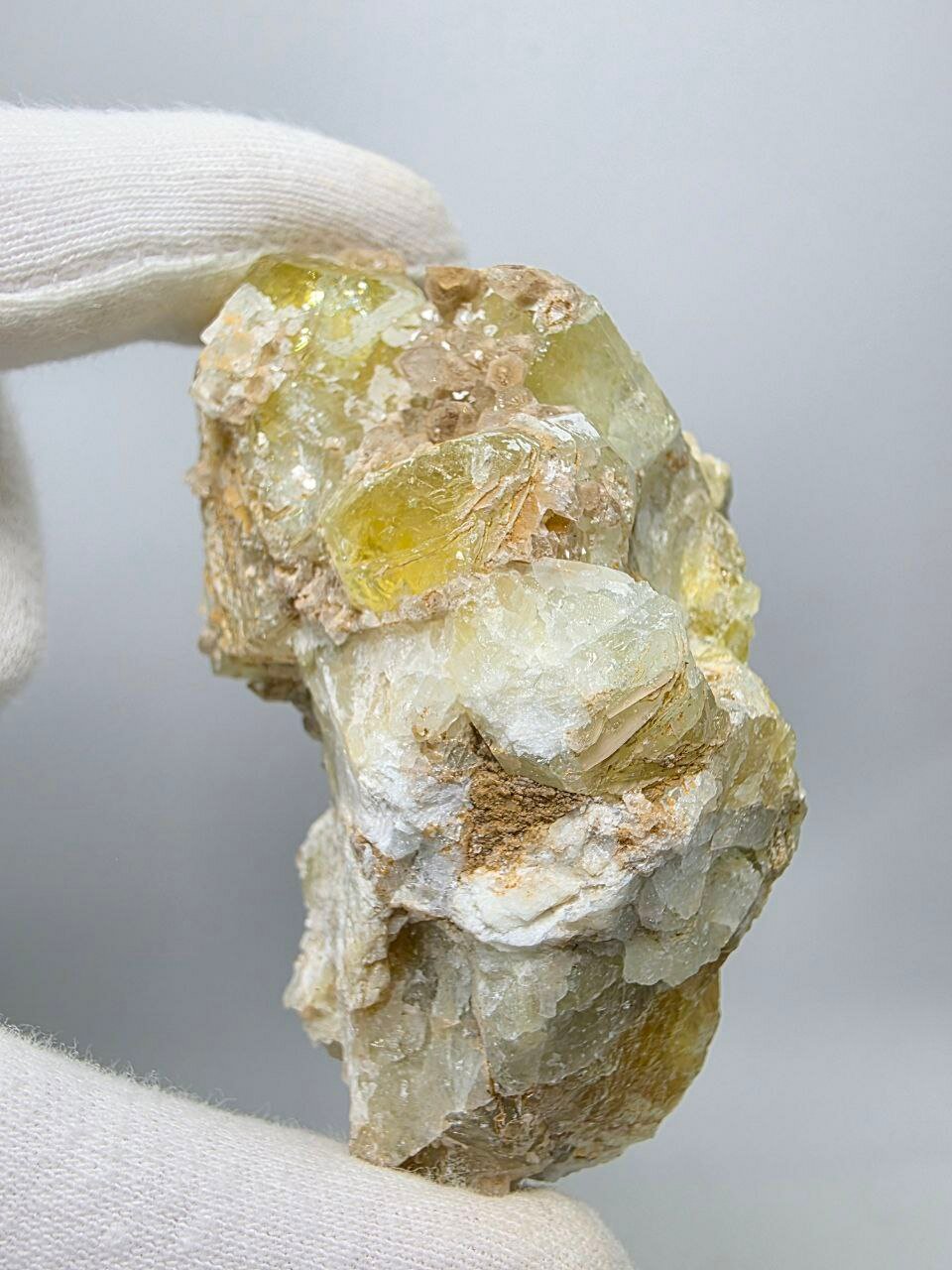 Датолит 80 мм, 159 г.