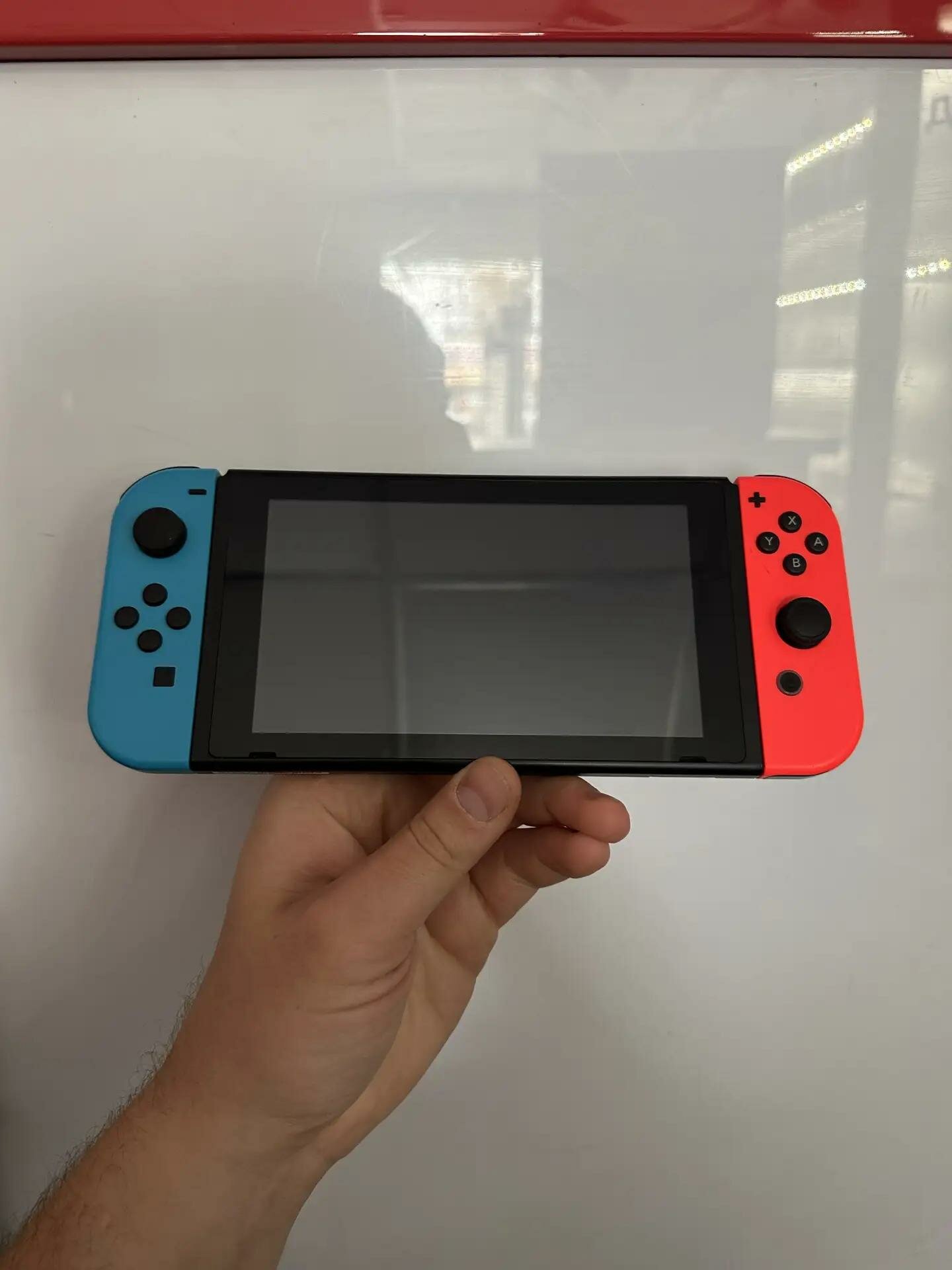 Игровая приставка Nintendo Switch HAC-001, Прошитая