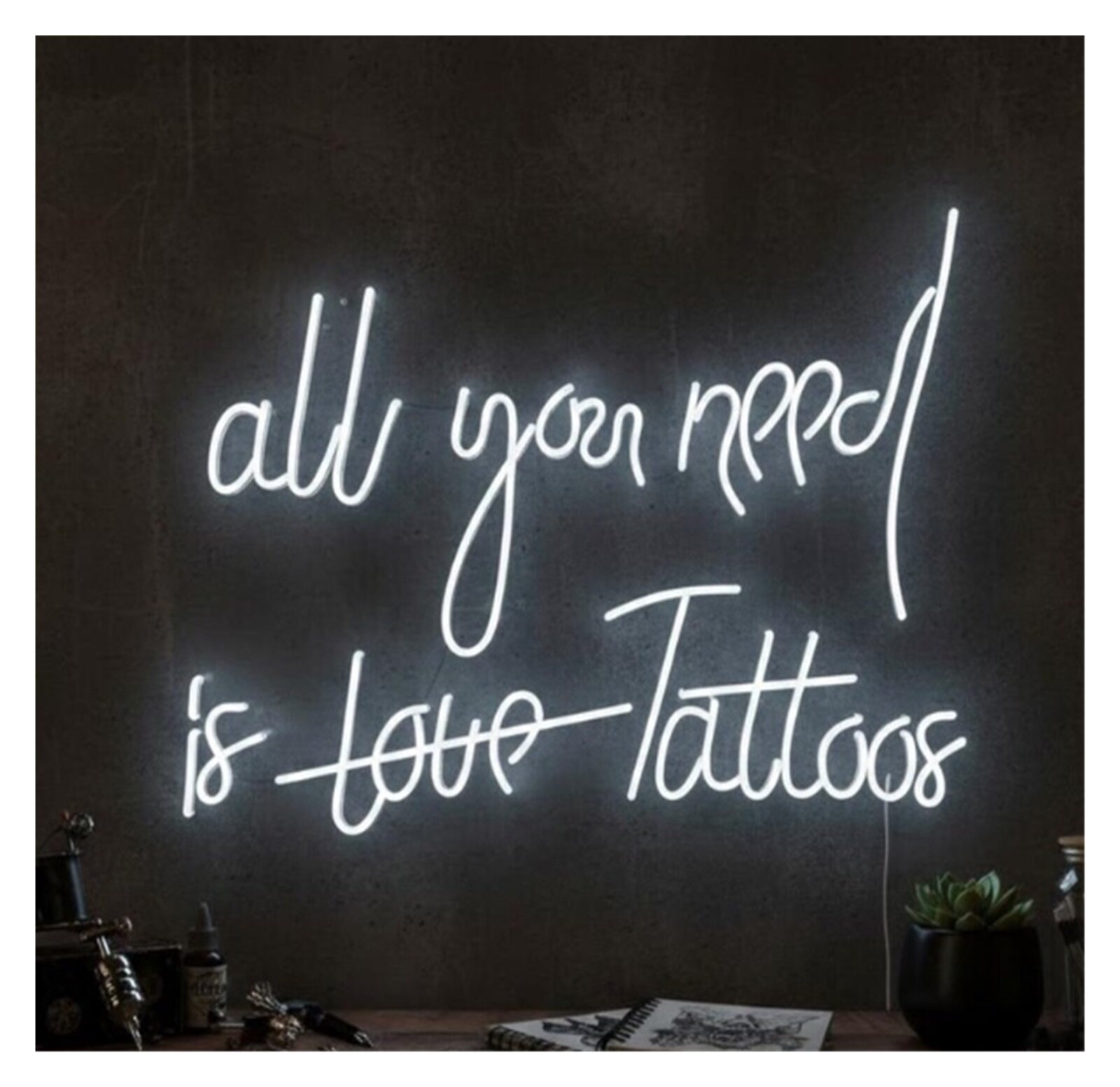 Неоновая Вывеска All You Need Is Love Tattoos 55см