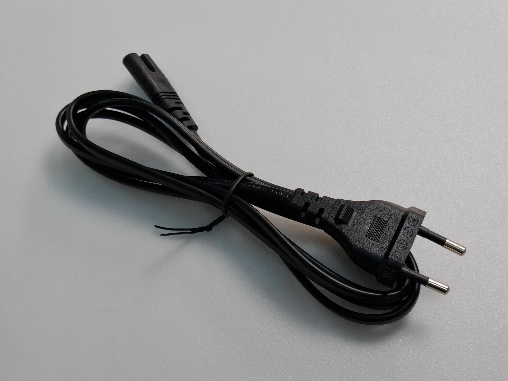 Кабель сетевой универсальный 220V, для телевизора Hyundai H-LED55BU7003 P: ST5461D12-4 ver2.2