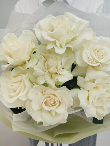 Изображение товара Букет "Талисман Флора", букет больших белых роз, XL, французский, белые красивые