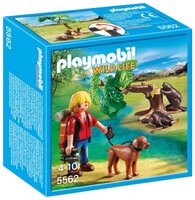 Набор с элементами конструктора Playmobil Wild Life 5562 Бобры с деревом и натуралист
