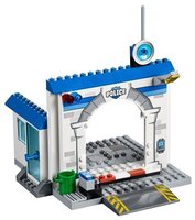 Конструктор LEGO Juniors 10675 Большой побег