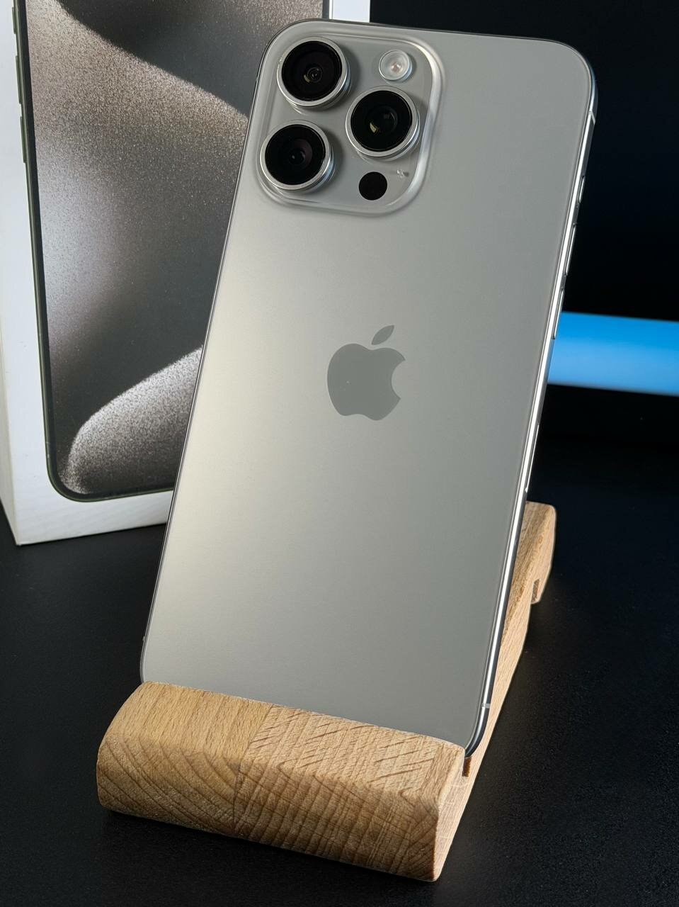 Смартфон Apple iPhone 15 Pro Max, 256gb, Natural Titanium, ZD