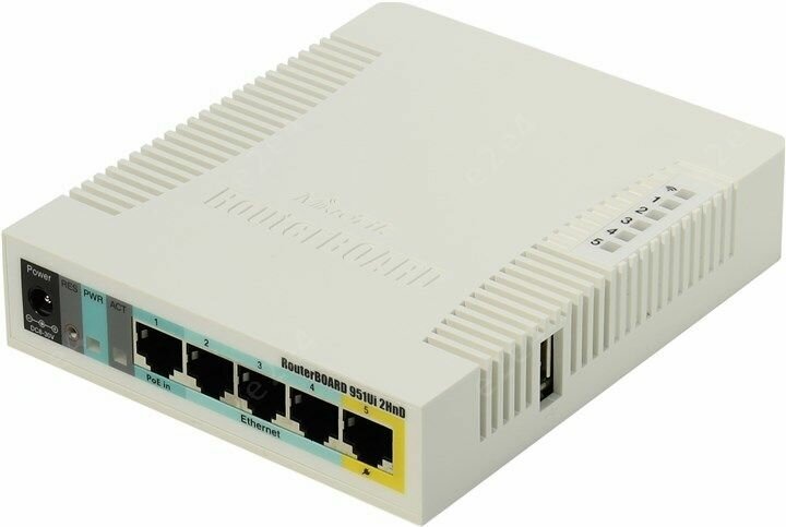 Wi-Fi роутер MikroTik RouterBOARD 951Ui 2HnD 5x100 Мбит/с 2.4 ГГц, 300 Мбит/с (RB951Ui-2HnD)