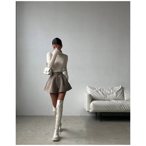 фото Костюм женский юбка шорты и водолазка без бренда