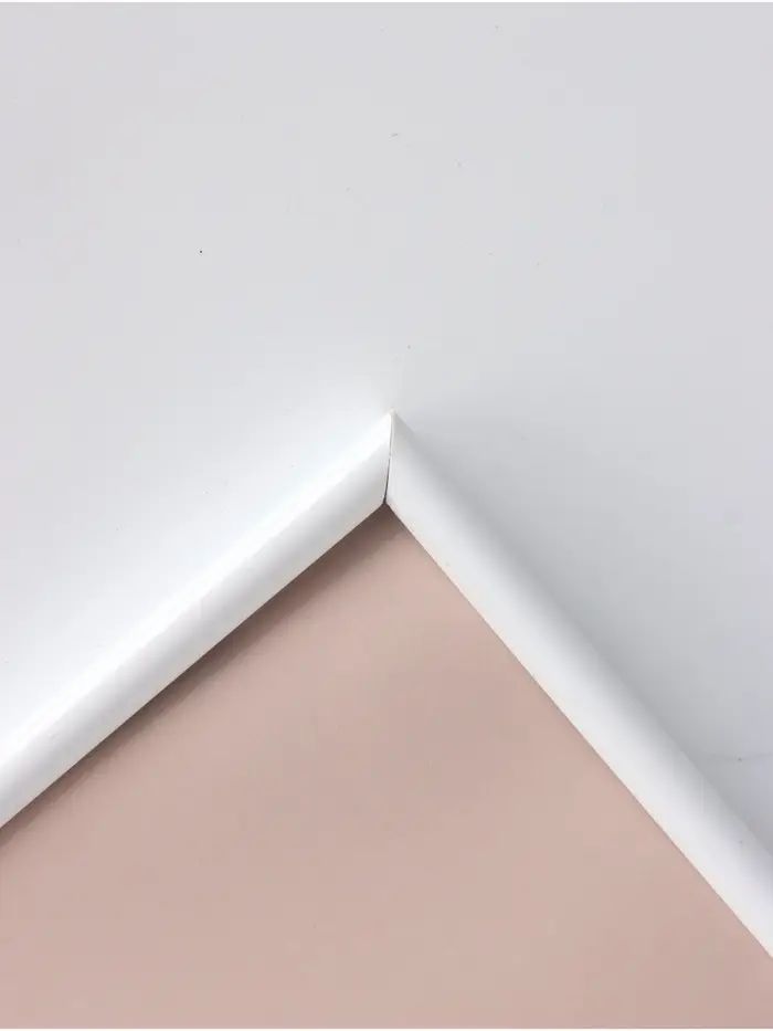 Стильная белая фоторамка 35x35 см
