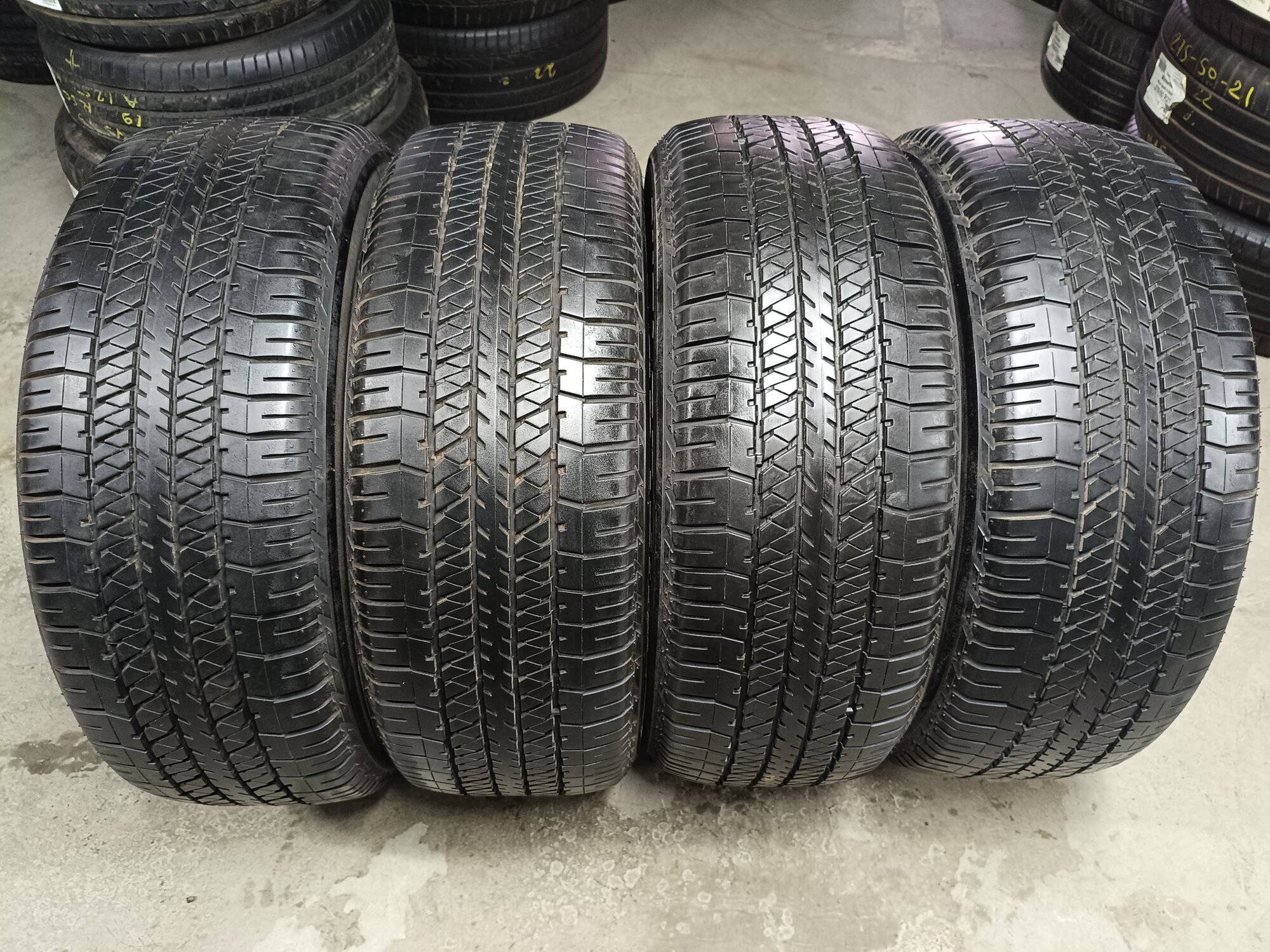 Bridgestone Dueler H/T 684II 275/50 R22 111H