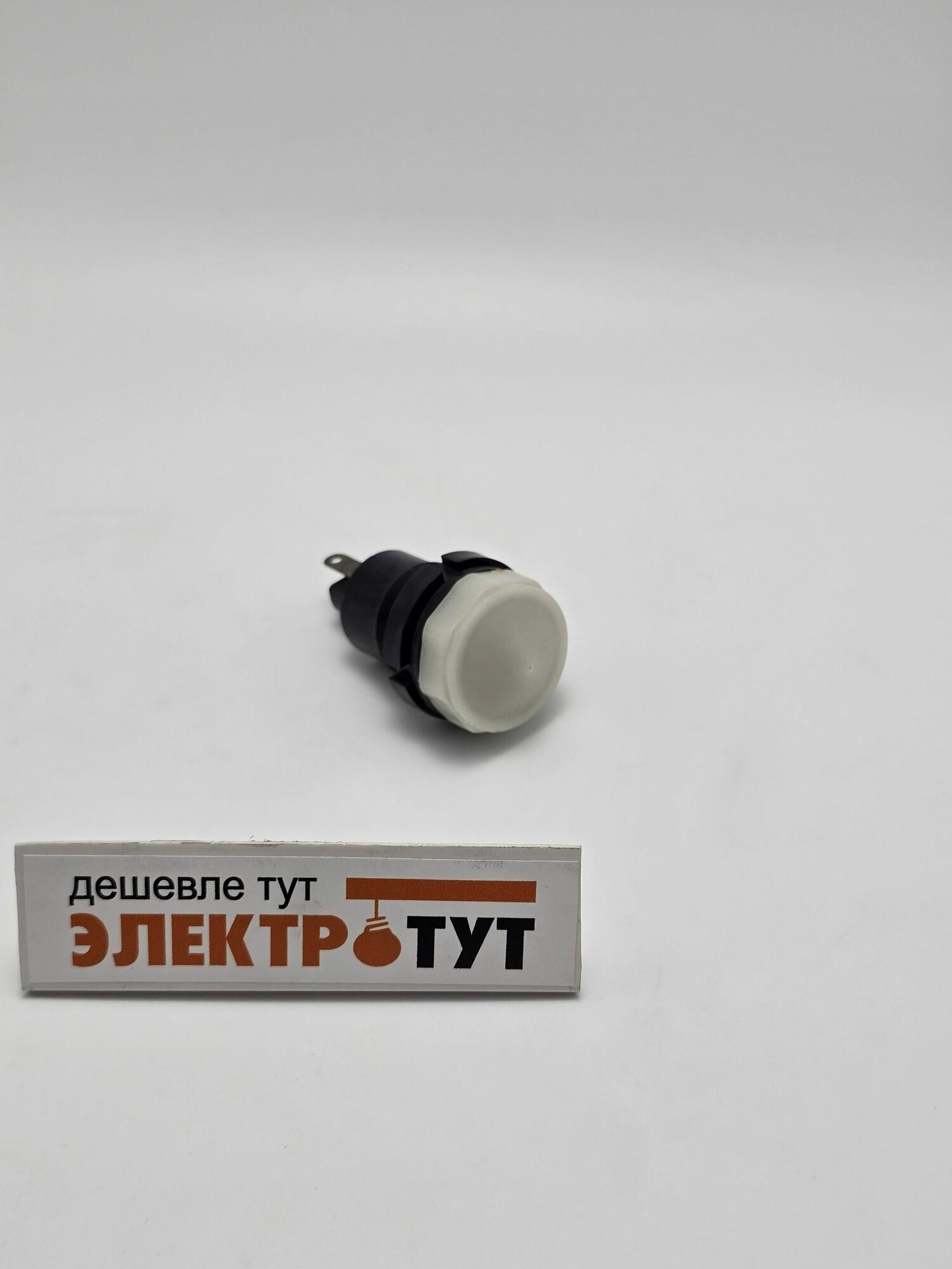 Сигнальная арматура AME, с лампой КМ12-90, белый, диаметр 19мм