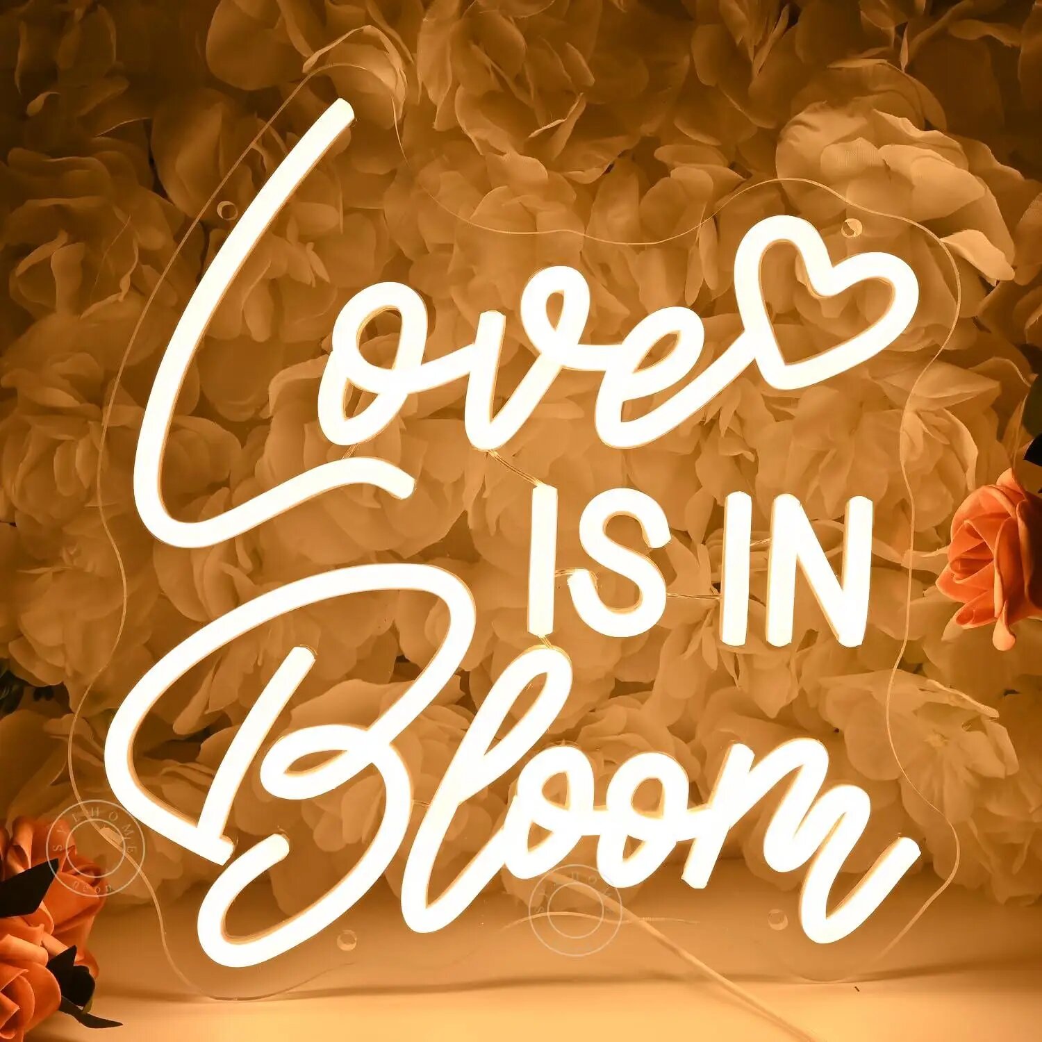 Неоновая вывеска надпись Love is in Bloom, LED неон лампа настенная теплый белый свет, световая надпись для свадебного декора, фотозоны, романтический подарок на день святого Валентина