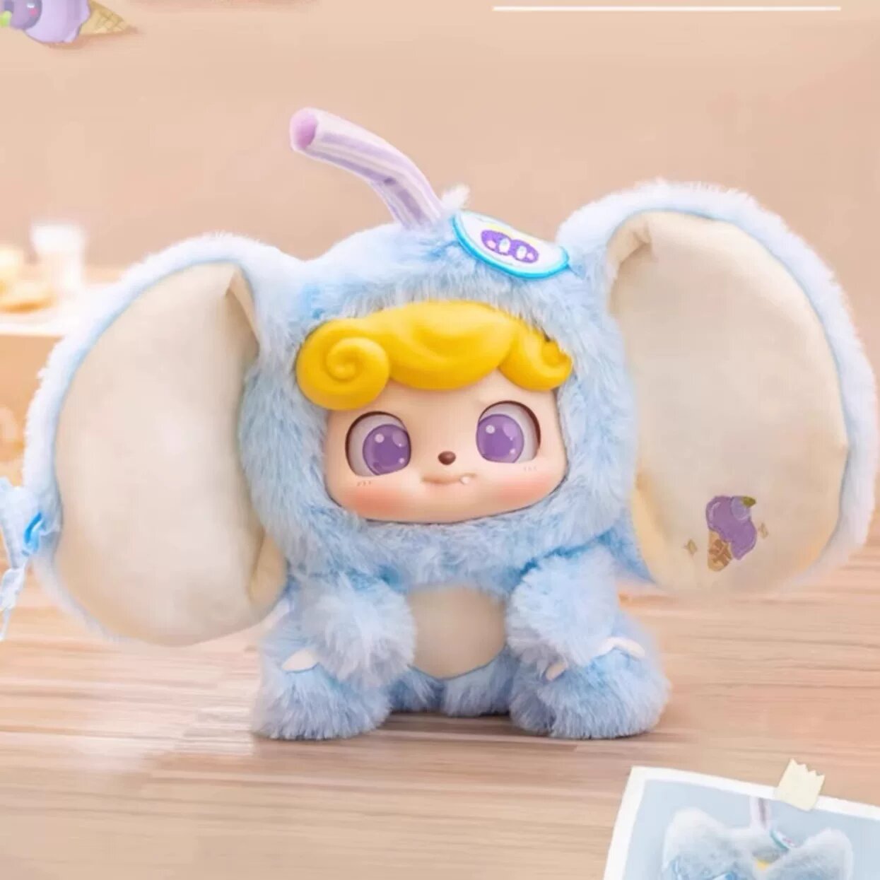 Слоник сине-голубой (брусничный) из набора JOTOYS Q-Bao, коллекционная фигурка-сюрприз