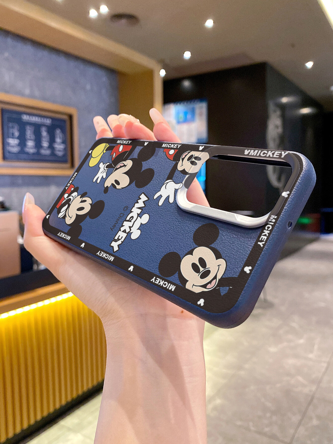 Чехол из искусственной кожи для Redmi 14C/POCO C75 4G/POCO M7 5G/Redmi A3 Pro 4G 6.88 inches с абстрактным рисунком Микки и Минни Маус. Мягкий чехол для телефона.