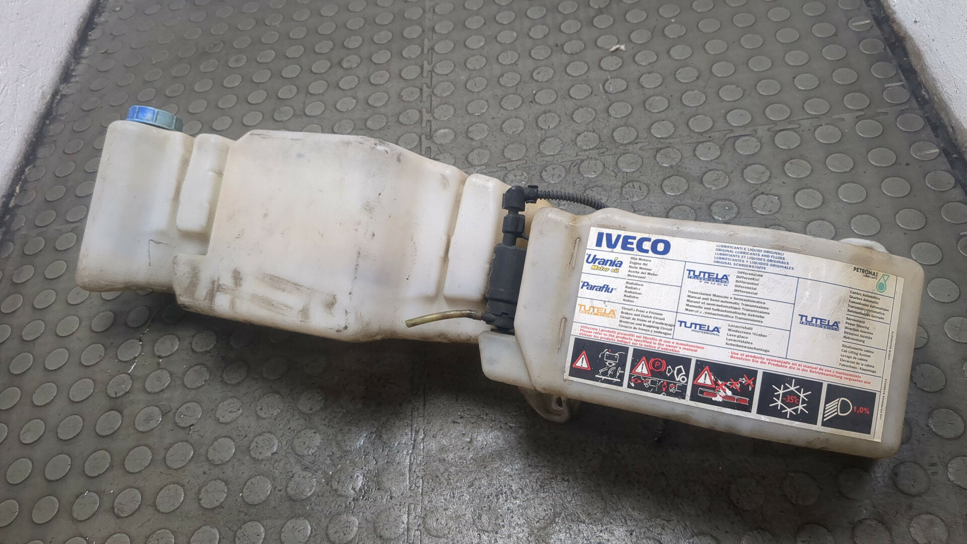 Бачок омывателя Iveco EuroCargo 2 Б/У