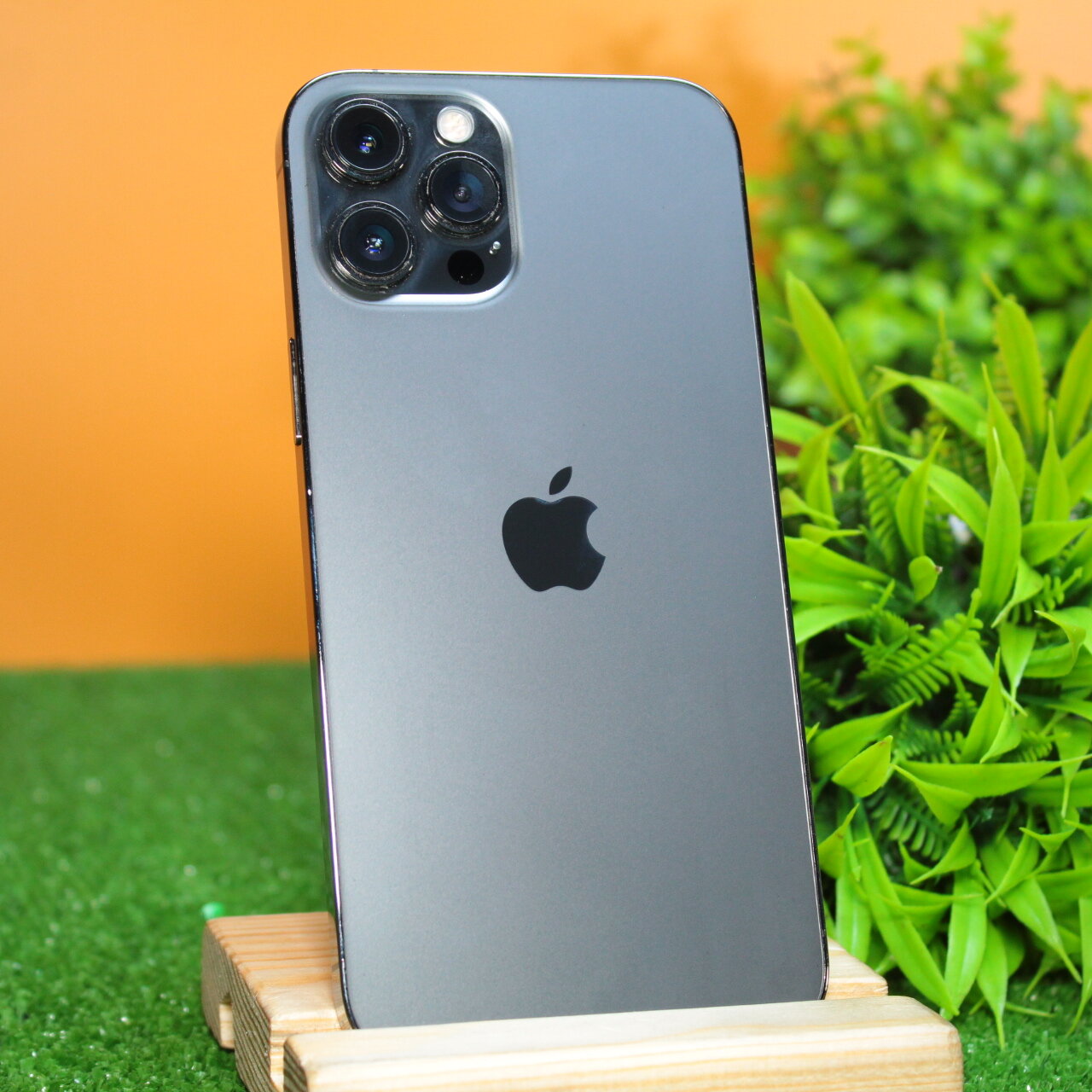 Смартфон Apple iPhone 12 Pro 128 ГБ, nano SIM+eSIM, серебристый