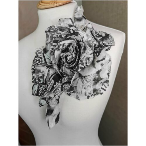 Брошь цветок из ткани / Большая брошь цветок / Брошь роза / Брошь цветок из шелка/