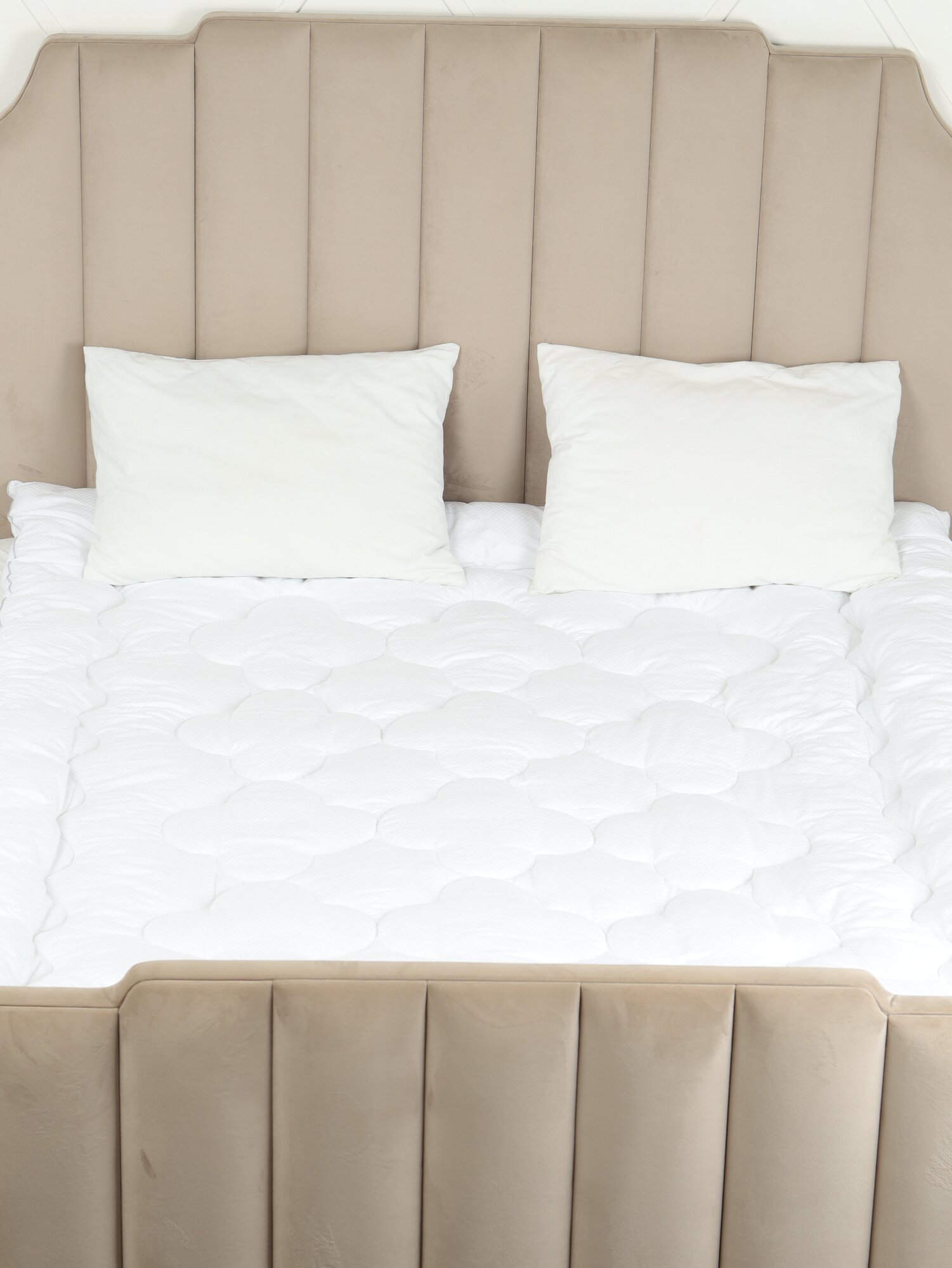 Одеяло Зимнее 140х205 см амур премиум / Чехол: Сатин Хлопок 100% / Наполнитель: Комфорель / Пышное