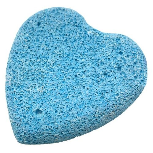 Минеральный камень для грызунов и птиц, Bentfores (7 х 6.5 х 1.8 см, голубой, сердце, 33789)