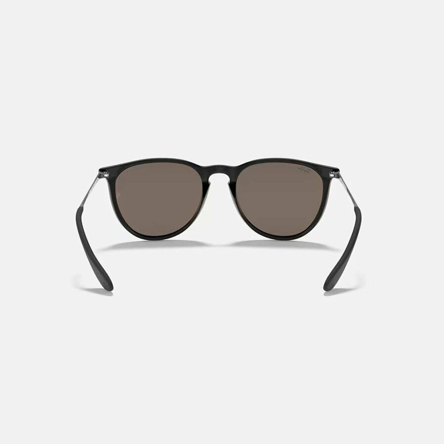 Солнцезащитные очки Ray-Ban