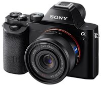 Фотоаппарат со сменной оптикой Sony Alpha ILCE-7 Kit черный FE 28-70mm f/3.5-5.6 OSS