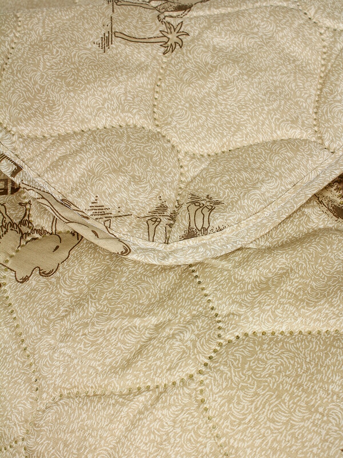 Одеяло "Верблюжья шерсть" облегченное, Евро размер, в полиэстере, плотность 150 г/м2 - фотография № 8