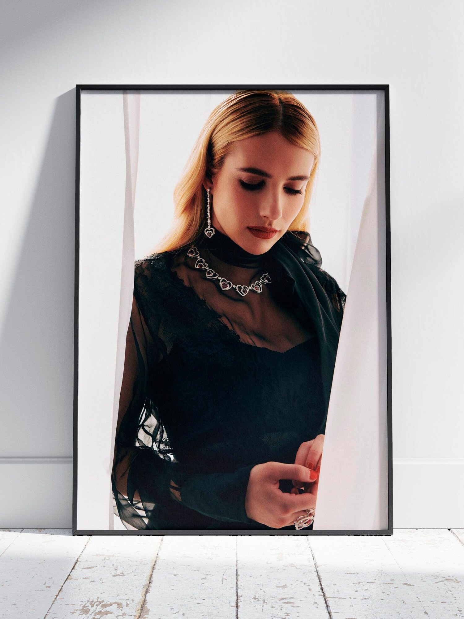 Плакат на стену для интерьера Эмма Робертс (Emma Roberts 16) - Постер по актеру фильма, кино, сериала формата A4 (21x30 см)