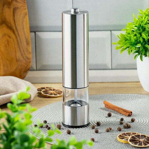 Изображение товара Электрическая мельница для специй Y4-4367 из нержавеющей стали и стекла, стильный кухонный аксессуар цвета хром