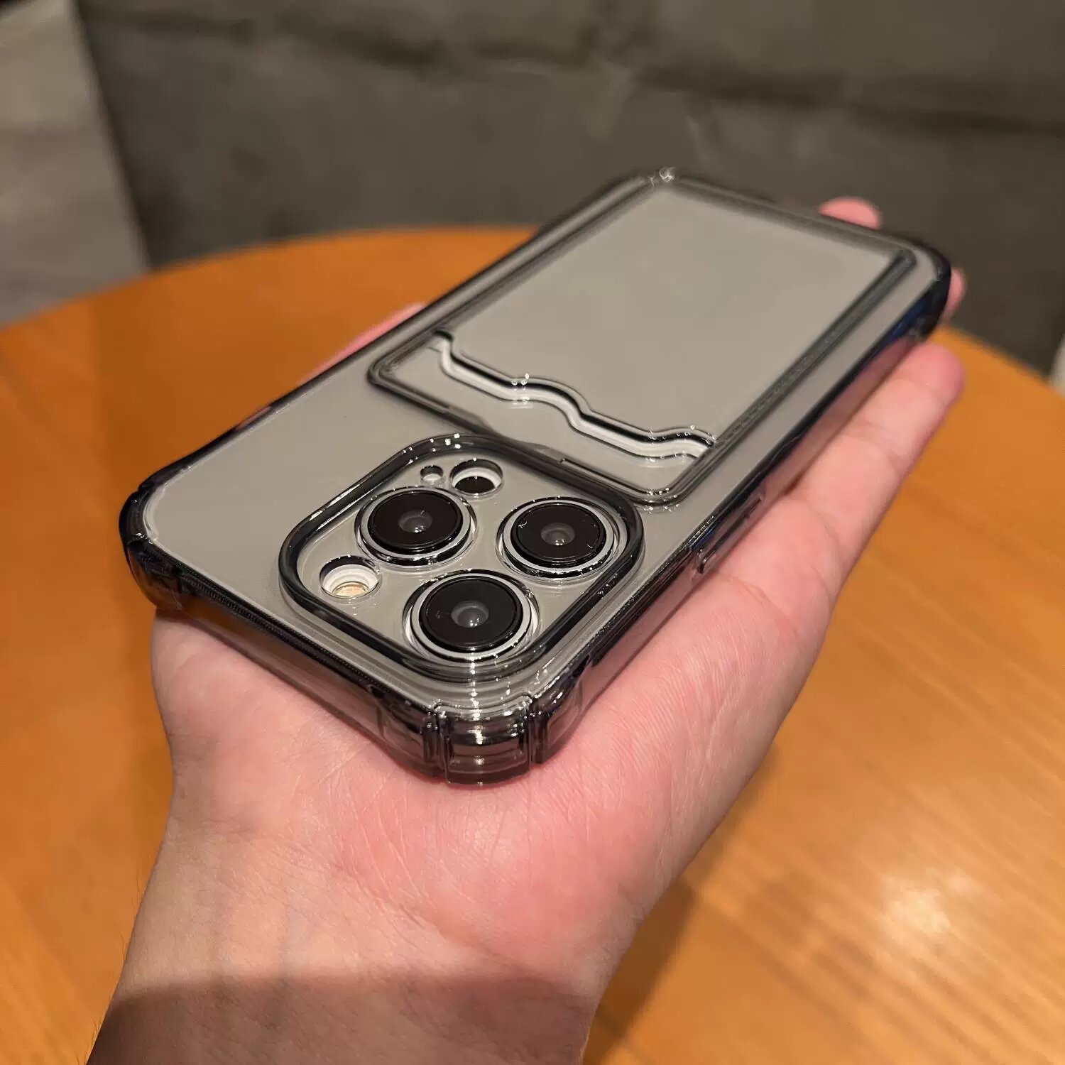 Чехол для iPhone 13 Pro матового черного цвета с карманом для карт, первое поколение