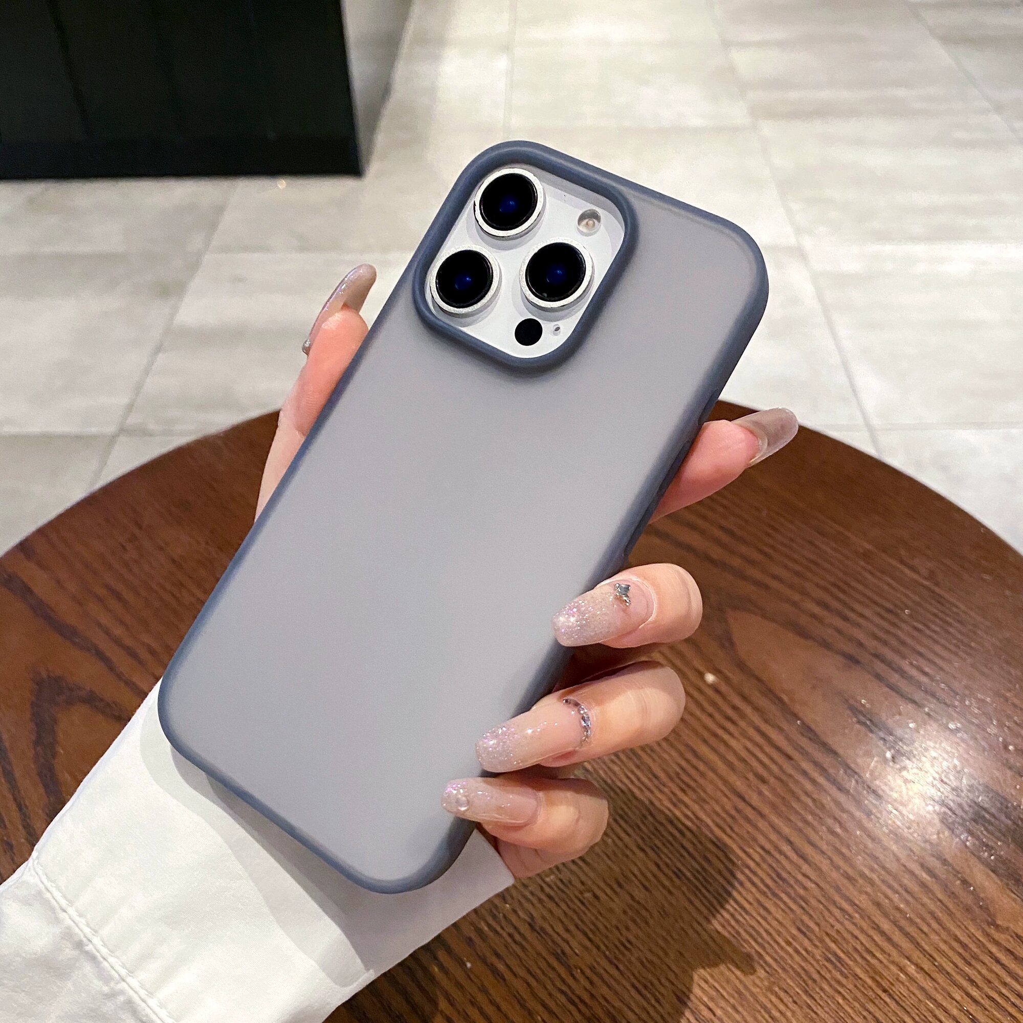 Жидкий силиконовый ультратонкий ударопрочный чехол для iPhone 14, прозрачно-черный