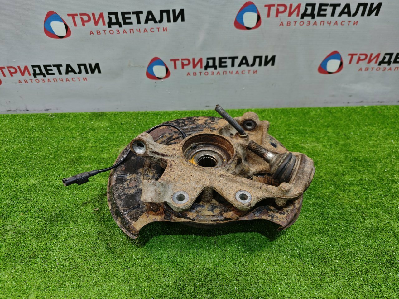 Кулак поворотный Mercedes-benz M-class 3.5 272 2009 задн. прав. (б/у)