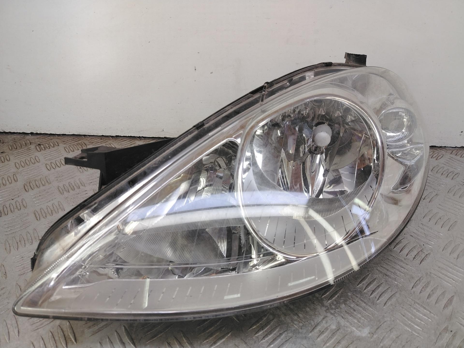 Фара левая Mercedes-Benz A W169 (2004 - 2008) A1698200161