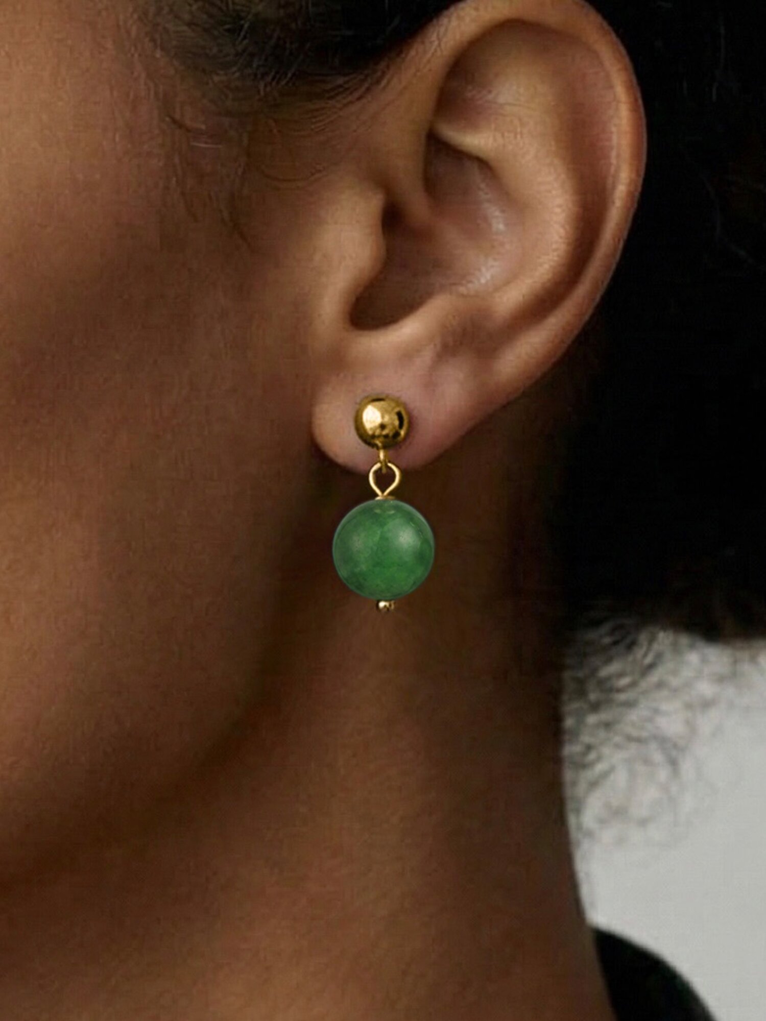Серьги LU Jewel, нефрит, размер 6 мм, зеленый, золотой — фото 1