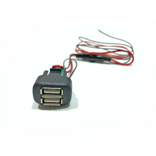 Зарядное устройство в замен кнопки USB ВАЗ 2113,2114,2115, Калина 1, Шевроле Нива