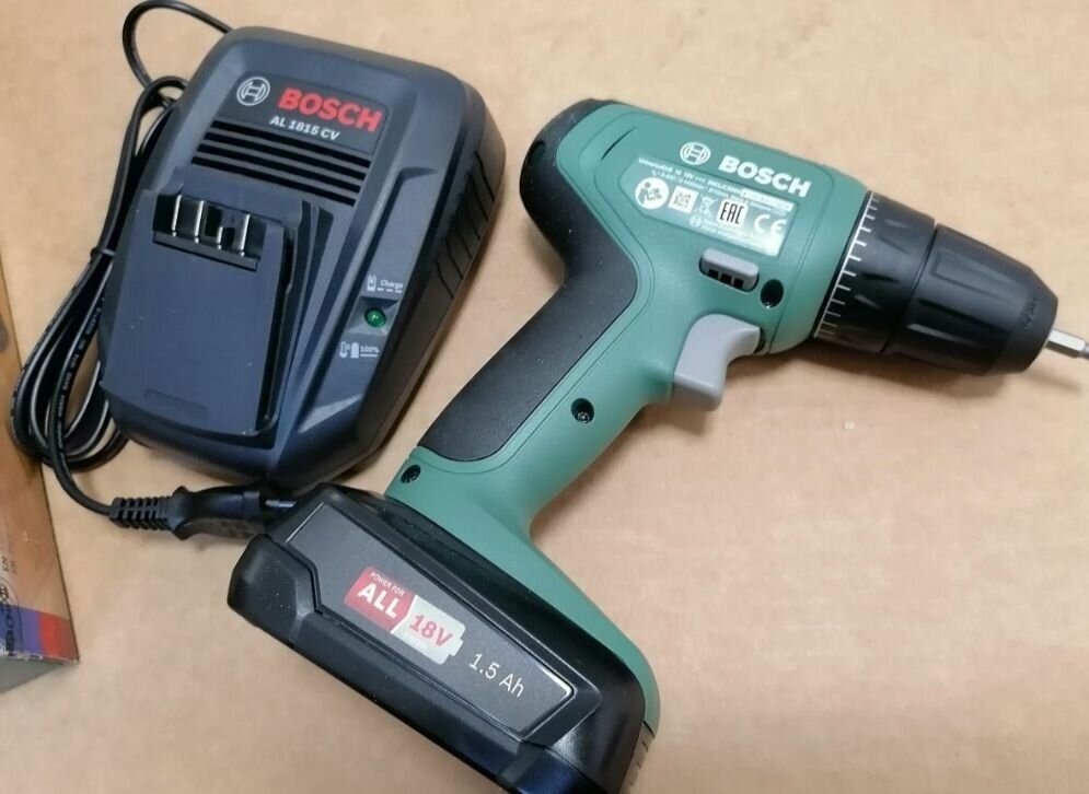 Дрель - шуруповерт аккумуляторная Bosch UniversalDrill 0603JC8000, 18В, 1xLi-ion, ЗУ - фотография № 6