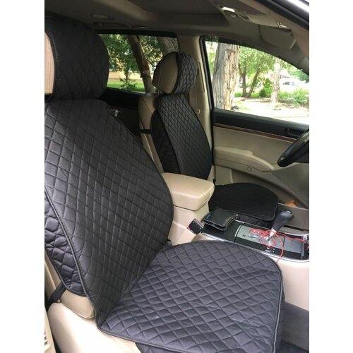 Жаккардовые накидки на переднее сиденье автомобиля.