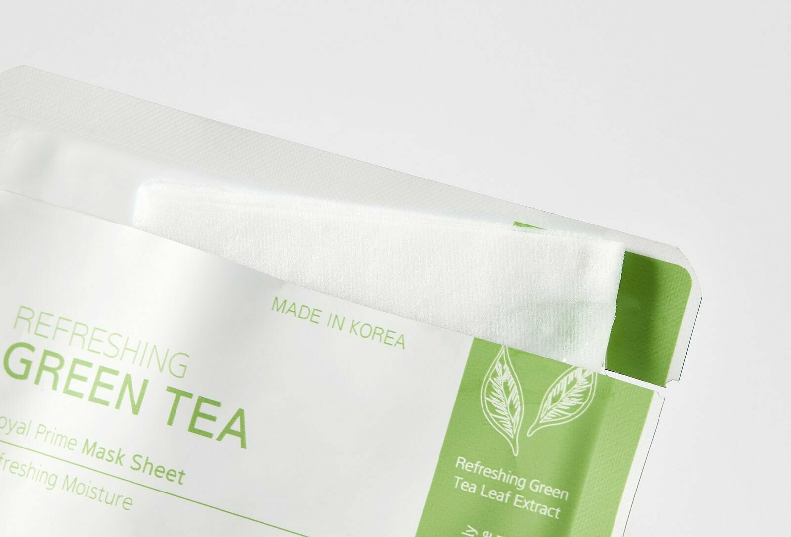 Маска на тканевой основе с зеленым чаем clara's choice green tea mask sheet