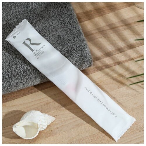 Зубной набор Room зубная щетка 18 см зубная паста 6 гр флоу-пак 81₽