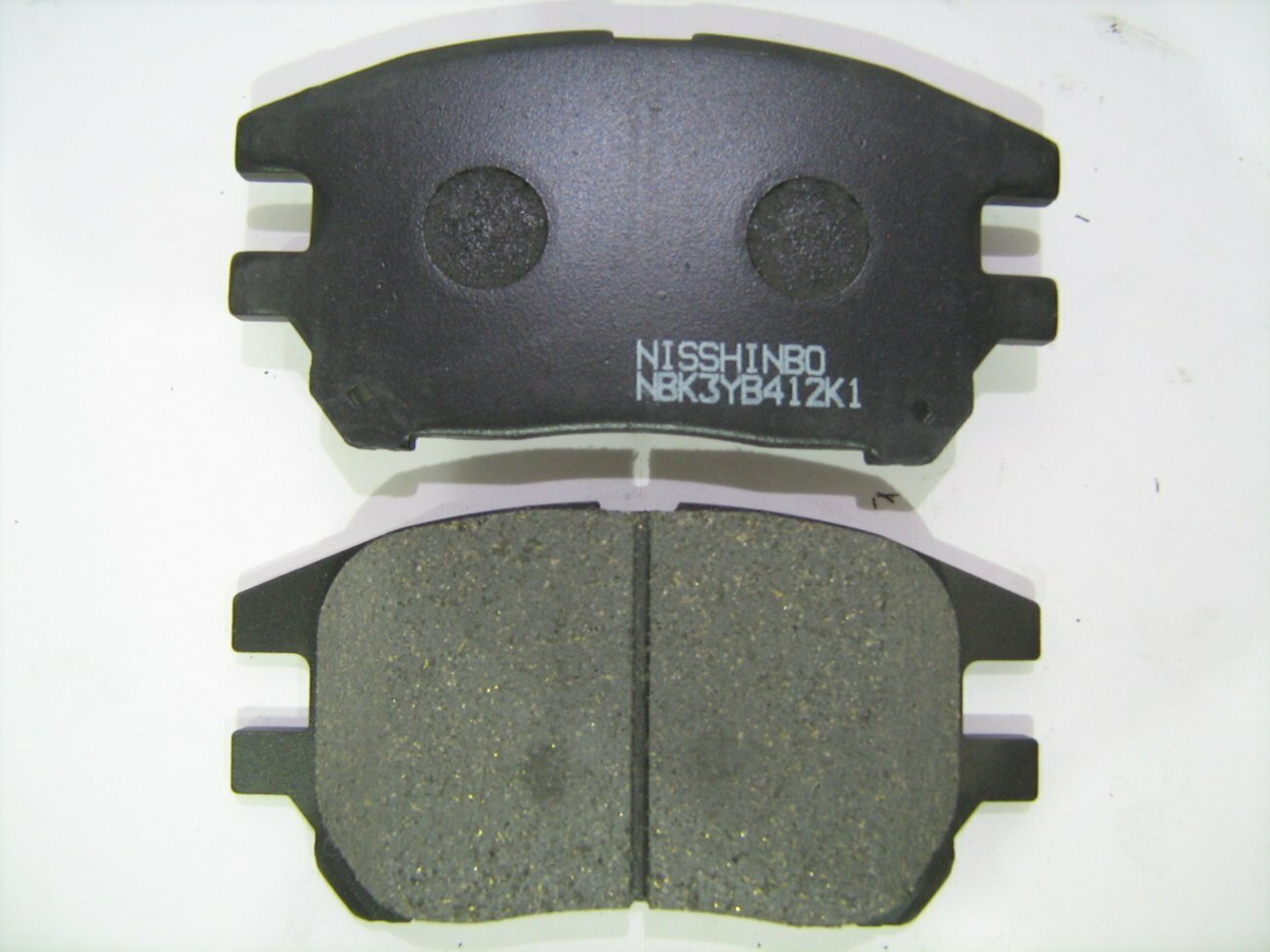 Дисковые тормозные колодки передние NISSHINBO NP1076 для Lexus RX (4 )