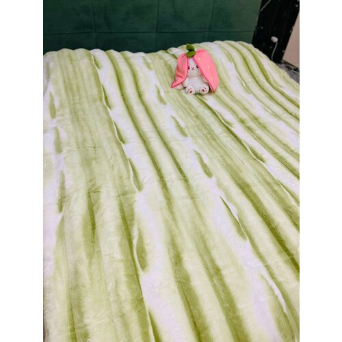 Плед 200х230 на диван теплый двухспальный, зеленый