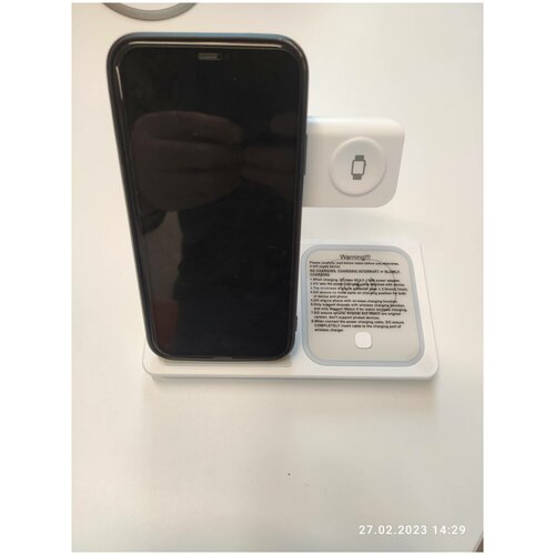 Док станция для беспроводной зарядки 3 в 1 для телефонов IPhone Samsung Xiaomi а также часов и наушников Apple Цвет Черный 1459₽