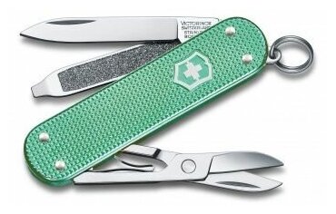 Нож Victorinox перочинный Classic Minty Mint (0.6221.221G) 58мм 7функц. карт. коробка