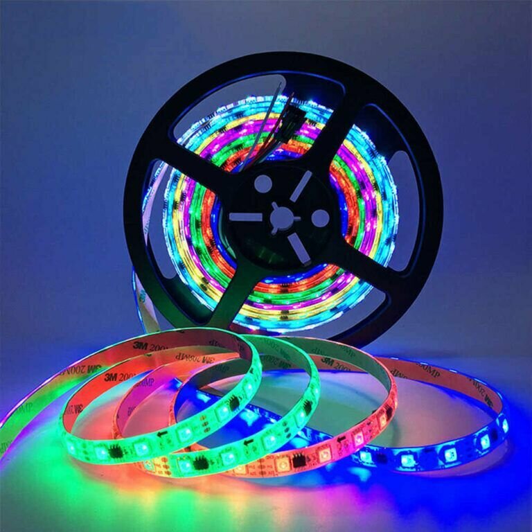Светодиодная многоцветная RGB лента, 5 м. с блоком питания и пультом — фото 1