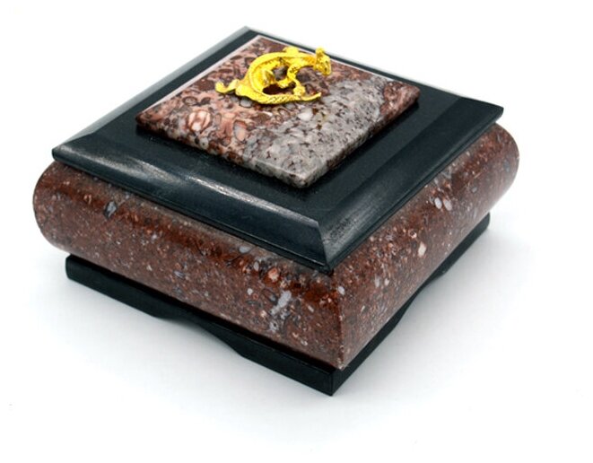 фото Шкатулка из змеевика и креноида "Мономах" большая с ящеркой, 100*100*65мм РадугаКамня