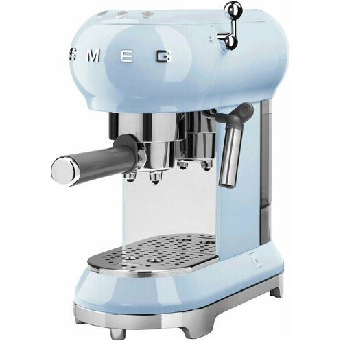 Кофеварка Smeg ECF01PBEU 5999000₽