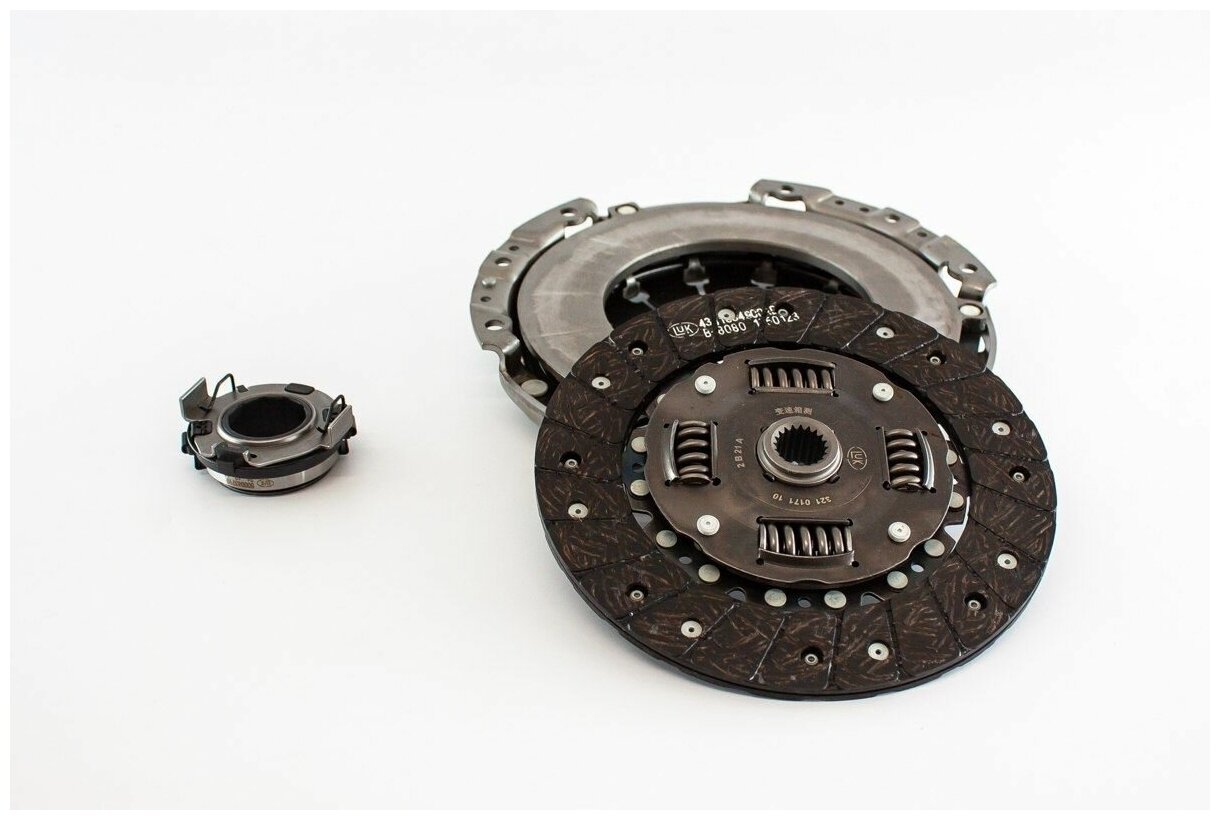 фото Комплект сцепления с подшипником Lifan X60 D210 / Лифан х60 621313100 Geely Emgrand EC7 (2009 - 2016) / Джили Эмгранд ЕЦ7 / 621313100