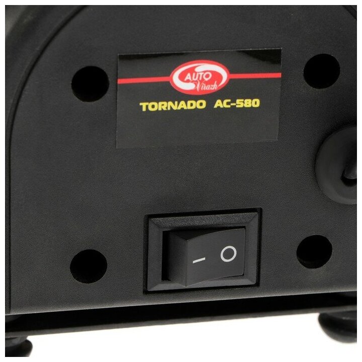 Автомобильный компрессор AUTOVIRAZH Tornado AC-580 35 л/мин