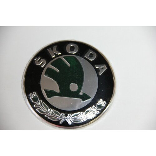 Эмблема Skoda 8 см зеленая 750₽